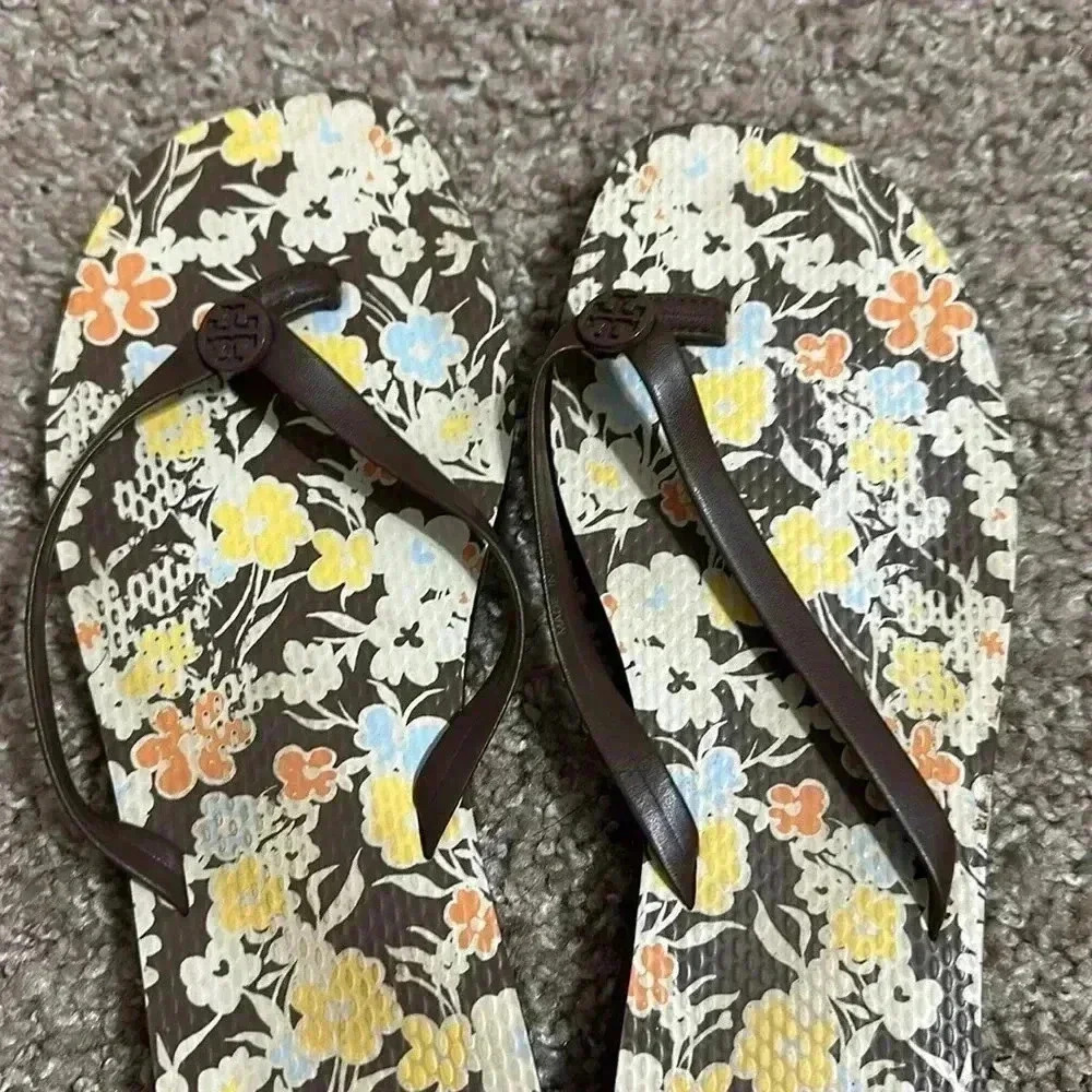 Tory Burch - Picture 4 of 7